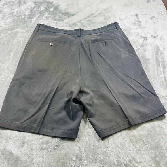 Tommy Bahama Shorts Men’s 35‎ Black Pleated Silk Preppy Business Casual Golf - Picture 4 of 8